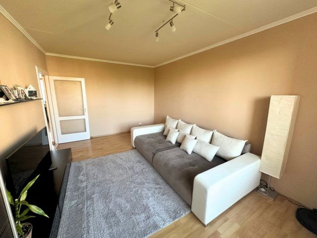 Eladó panellakás, Debrecenben 54.5 M Ft, 2 szobás