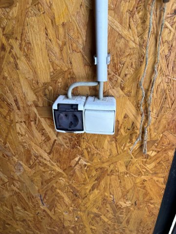 Eladó garázs, Hódmezővásárhelyen 7.5 M Ft