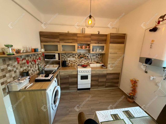 Eladó téglalakás, Zalaegerszegen 35 M Ft, 1 szobás