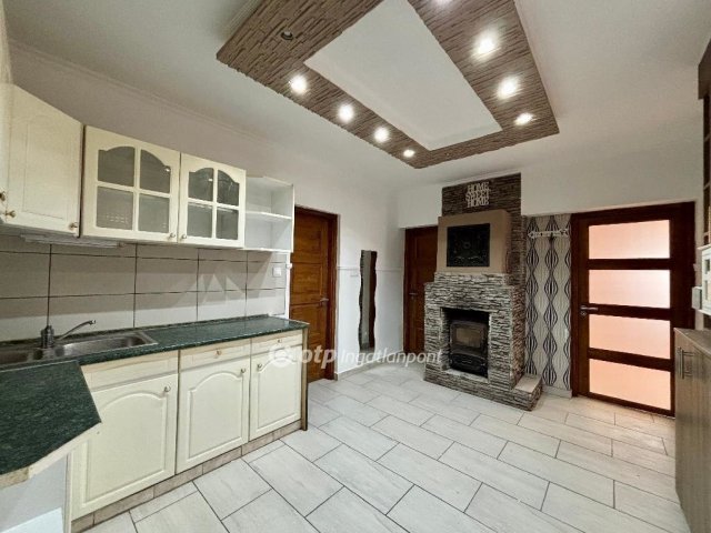 Eladó családi ház, Kállósemjénen 28.5 M Ft, 2 szobás