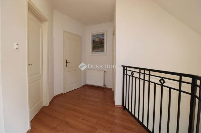 Eladó családi ház, Szatymazon 148 M Ft, 5 szobás