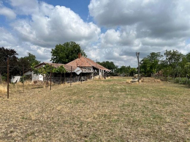 Eladó családi ház, Poroszlón 27.9 M Ft, 3 szobás