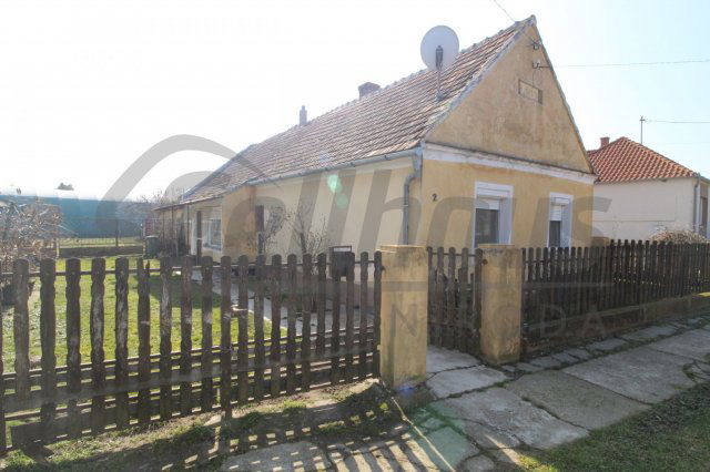 Eladó családi ház, Kemenesmagasin 13.99 M Ft, 2+1 szobás