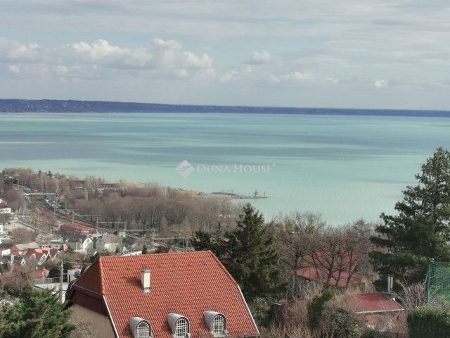Eladó telek, Balatonalmádiban 250 M Ft / költözzbe.hu