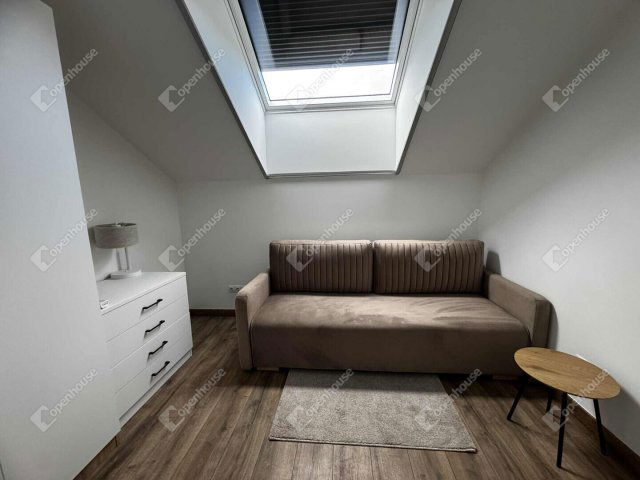 Kiadó téglalakás, albérlet, Székesfehérvárott 300 E Ft / hó