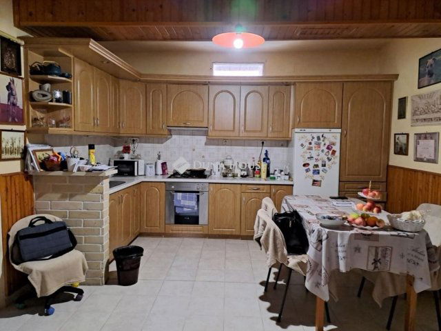 Eladó családi ház, Bácsalmáson 17.5 M Ft, 4 szobás