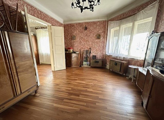 Eladó téglalakás, Vácon 58 M Ft, 2+1 szobás