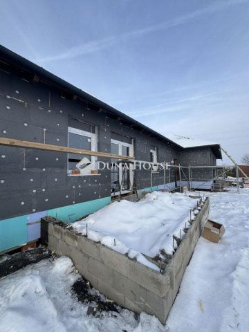 Eladó ikerház, Délegyházán 89.5 M Ft, 4 szobás