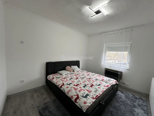 Eladó családi ház, Nyíregyházán 63 M Ft, 3 szobás