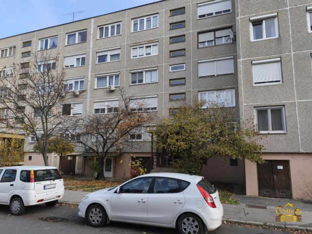 Eladó panellakás, Szigetszentmiklóson 49.1 M Ft, 2 szobás