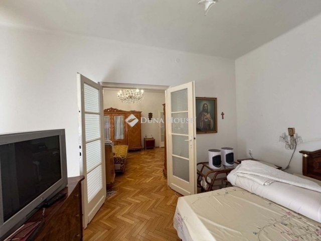 Eladó családi ház, Budapesten, XV. kerületben 104.9 M Ft