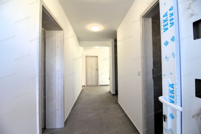 Eladó családi ház, Győrladaméren 125 M Ft, 4 szobás