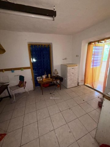 Eladó családi ház, Csökmőn 7.5 M Ft, 2+1 szobás
