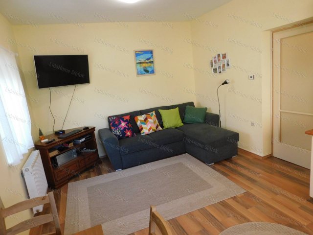 Kiadó téglalakás, albérlet, Siófokon 200 E Ft / hó, 2 szobás