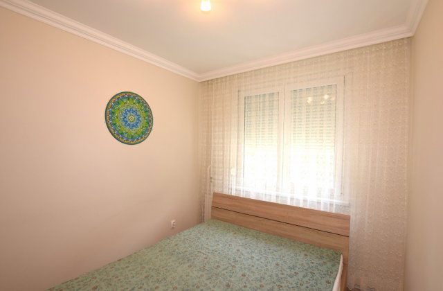 Kiadó panellakás, albérlet, Debrecenben 185 E Ft / hó