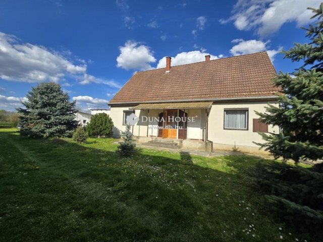 Eladó családi ház, Botykapeterden 29.9 M Ft, 4 szobás
