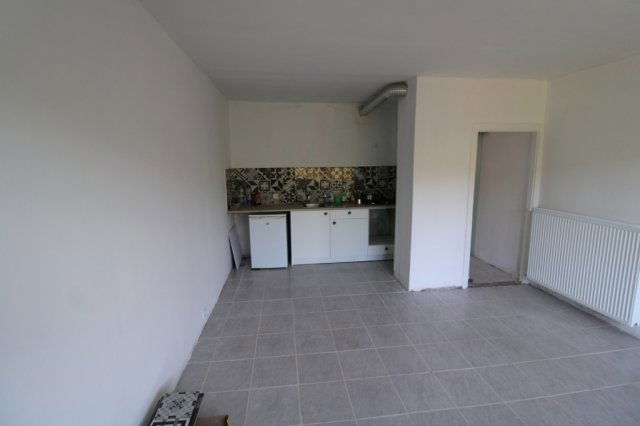 Eladó téglalakás, Salgótarjánban 6.3 M Ft, 1+2 szobás