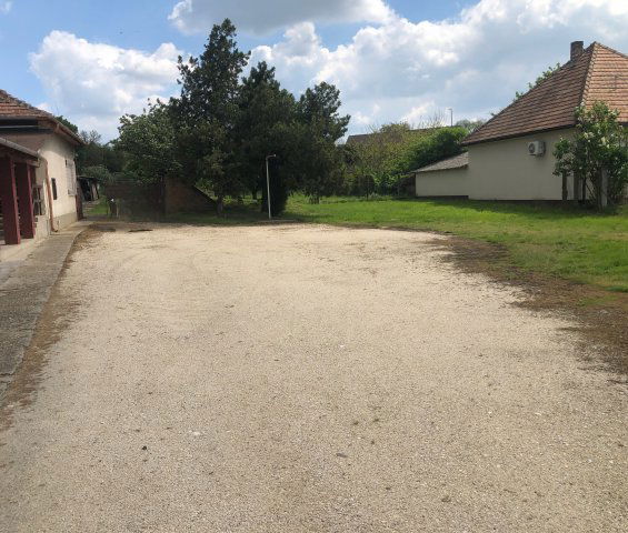 Eladó családi ház, Ráckeresztúron 79.9 M Ft, 2 szobás