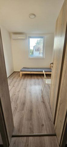 Kiadó családi ház, albérlet, Kisbéren 900 E Ft / hó, 4 szobás