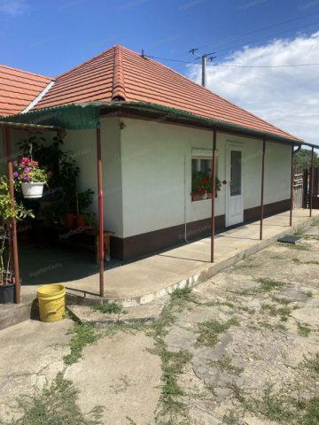 Eladó családi ház, Kecskeméten 49.5 M Ft, 2 szobás