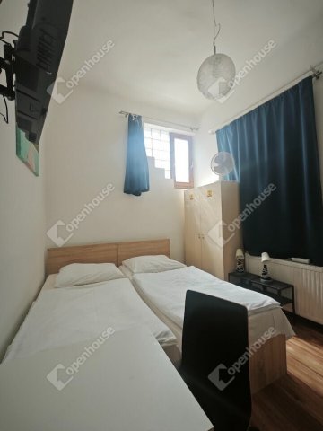 Eladó téglalakás, Győrött 89 M Ft, 3 szobás