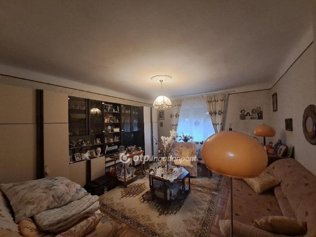 Eladó családi ház, Tápiószecsőn 47 M Ft, 3 szobás