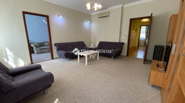 Eladó téglalakás, Székesfehérvárott 74.9 M Ft, 3 szobás