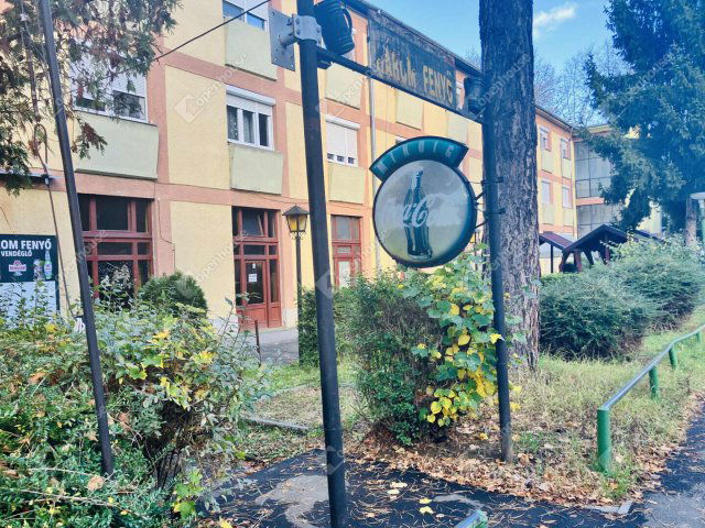 Eladó üzlethelyiség, Gellénházán 19.5 M Ft