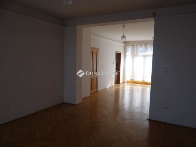 Eladó családi ház, Budapesten, XVIII. kerületben 170 M Ft