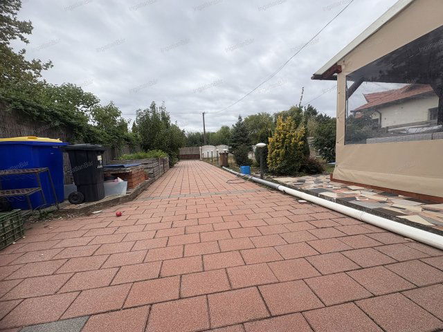 Eladó családi ház, Nyíregyházán 63.9 M Ft, 2 szobás