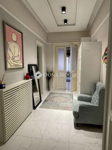 Eladó téglalakás, Budapesten, VI. kerületben 165 M Ft, 4 szobás