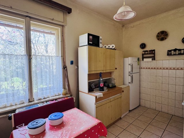 Eladó családi ház, Kaposváron 42 M Ft, 3 szobás