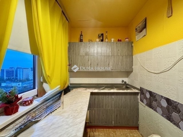 Eladó panellakás, Budapesten, III. kerületben 58 M Ft, 2 szobás