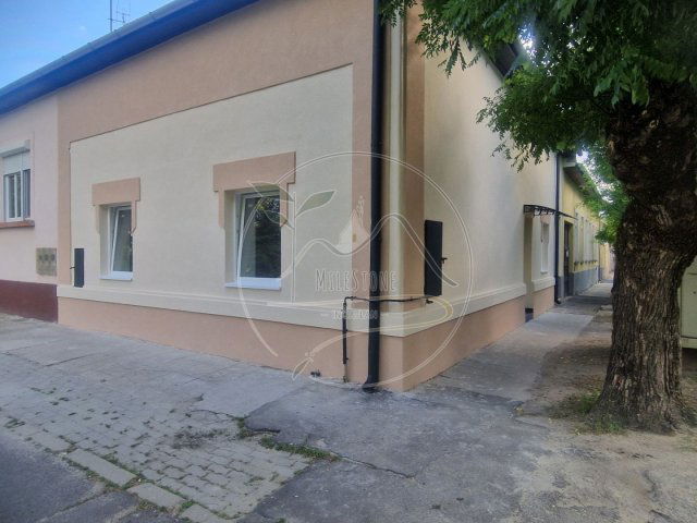 Eladó téglalakás, Gyulán 34.99 M Ft, 2 szobás