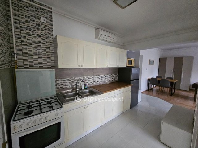 Eladó téglalakás, Nyíregyházán 57 M Ft, 1+2 szobás