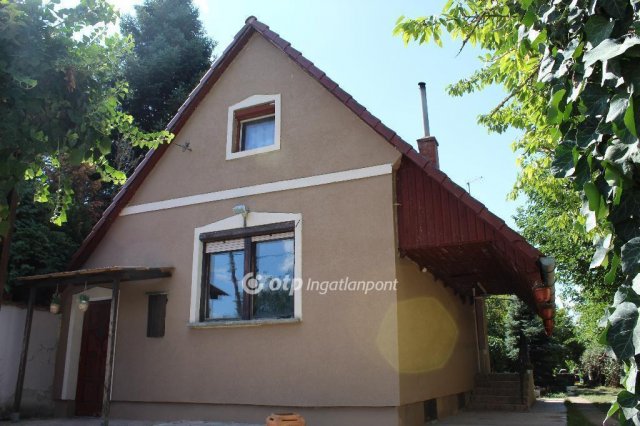 Eladó családi ház, Szolnokon 42 M Ft, 2+1 szobás