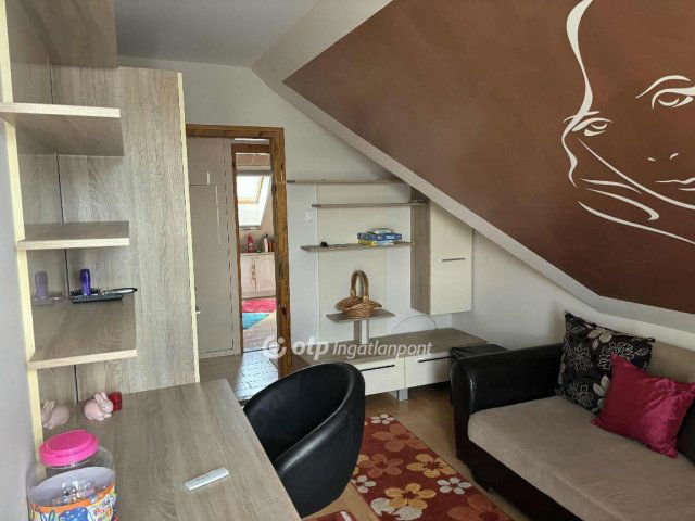 Eladó sorház, Hajdúszoboszlón 103.9 M Ft, 3+2 szobás