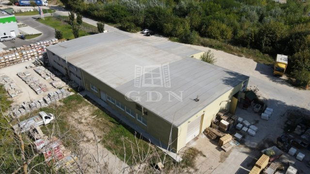 Eladó ipari ingatlan, Székesfehérvárott 338.5 M Ft