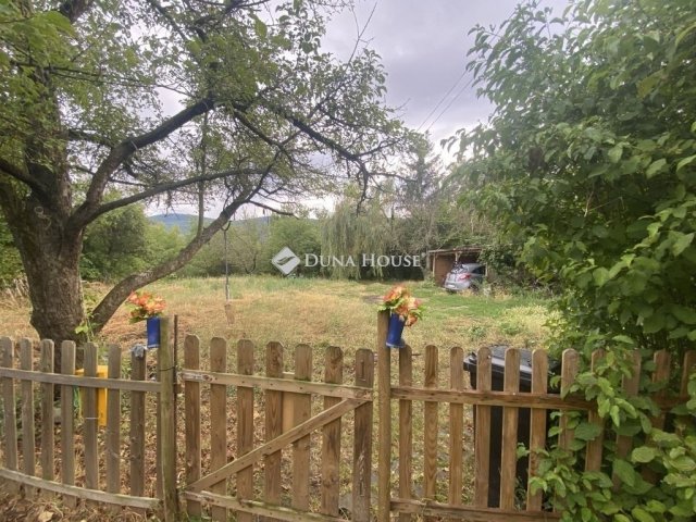 Eladó családi ház, Pomázon 76 M Ft, 3 szobás