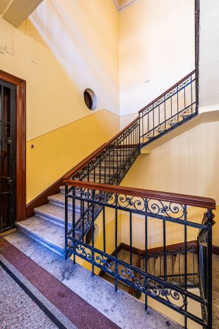 Eladó téglalakás, Budapesten, VI. kerületben 99.9 M Ft, 2 szobás
