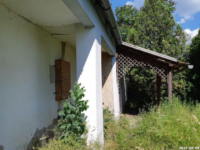 Eladó családi ház, Bujon, Petőfi utcában 4.01 M Ft, 1+1 szobás