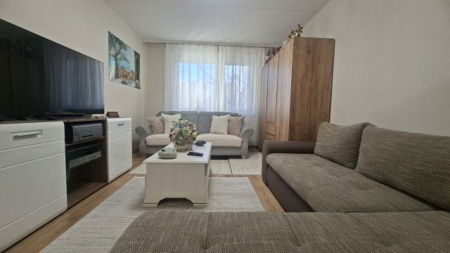 Eladó téglalakás, Debrecenben, Böszörményi úton 69.9 M Ft