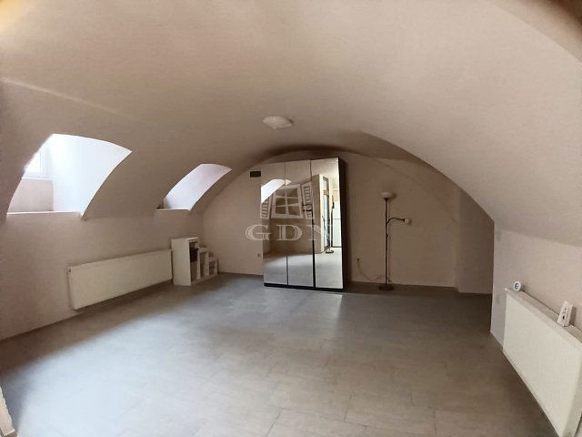 Eladó téglalakás, Budapesten, VIII. kerületben 34.7 M Ft