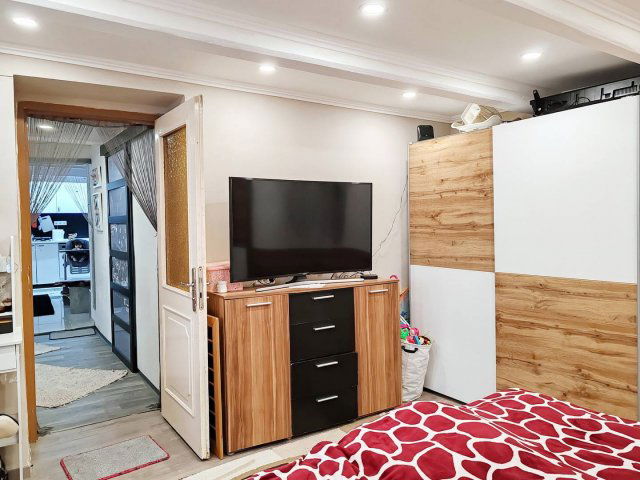 Eladó családi ház, Szigetszentmiklóson 62.5 M Ft, 1+2 szobás