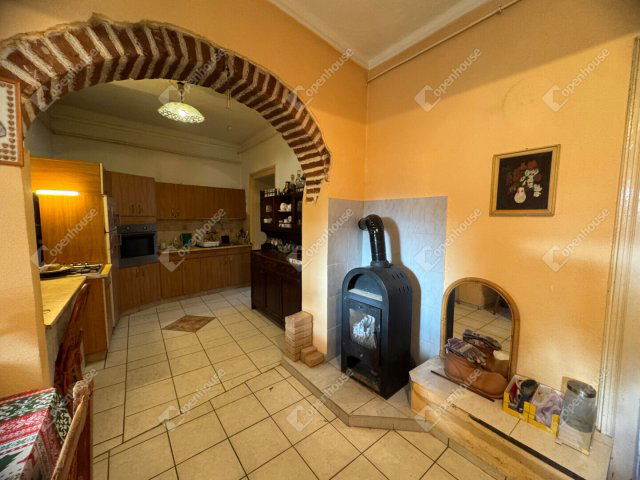 Eladó családi ház, Szombathelyen 62.3 M Ft, 3 szobás