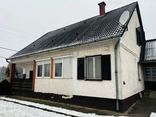 Eladó családi ház, Berzencén 33.5 M Ft, 4 szobás
