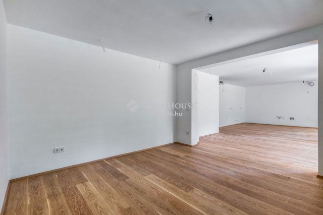 Eladó téglalakás, Budapesten, II. kerületben 425.2 M Ft