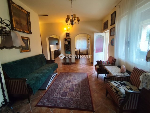 Eladó családi ház, Érden 129 M Ft, 4 szobás