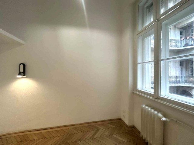 Kiadó téglalakás, albérlet, VII. kerületben, Erzsébet körúton