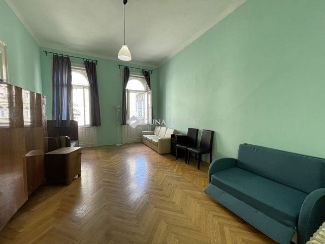 Eladó téglalakás, Budapesten, VI. kerületben 135.66 M Ft